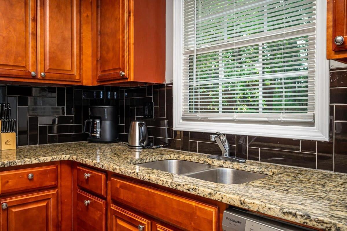 NEW ENTIRE PLACE COZY QUIET 2b2b TOWNHOUSE SP1261 Norcross Ngoại thất bức ảnh